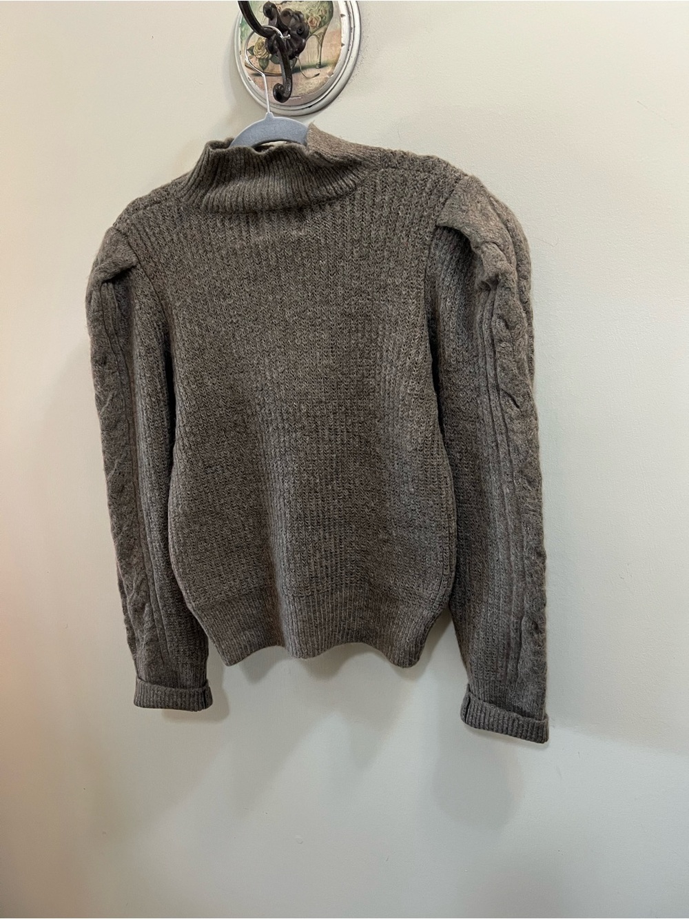 Industry Republic Cozy Women's CableSleeve very tight woven fabric Sweater SizeM